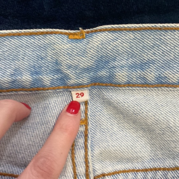 Levi’s 501 Cropped Jean - Picture 3 of 8